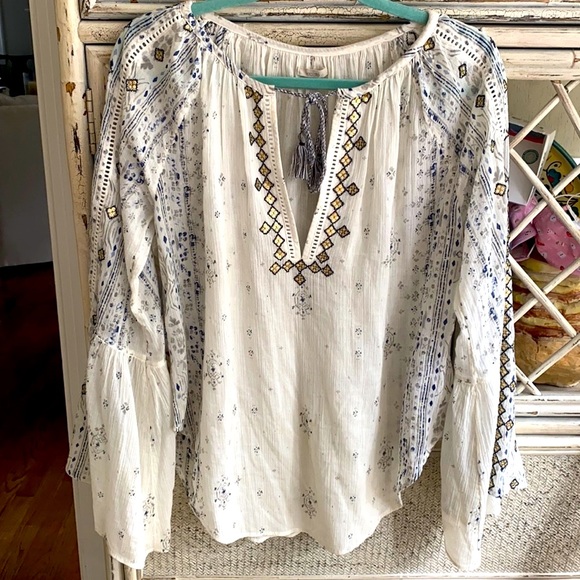 Anthropologie Ecote beautiful peasant shirt - Picture 2 of 13